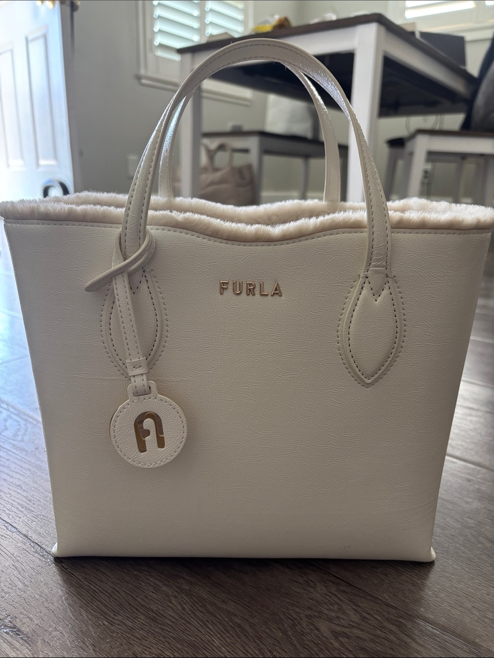 Furla Cream Tote with Faux-Shearling Trim - Picture 3 of 8